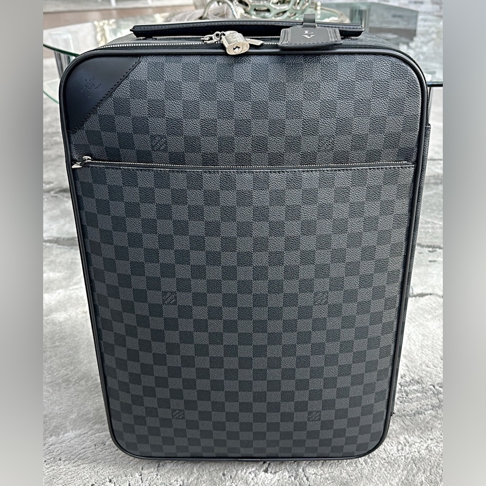 Authentic Louis Vuitton Pegase Legere 55 Damier Graphite N41385 Suitcase/Luggage